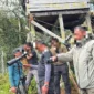 Personel Operasi Damai Cartenz melakukan penyisiran di kawasan Tembagapura, Mimika, Papua Tengah. (Posnews/Bareskrim)
