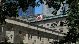 Langkah taktis dua raksasa ekonomi. Intervensi gabungan otoritas keuangan Jepang dan Amerika Serikat mendongkrak nilai tukar yen hingga level 157 per dolar AS. Dok: Istimewa.