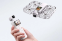 Inovasi gawai modular dua fungsi. HoverAir merilis konsep Versa yang menggabungkan kamera gimbal genggam dan drone terbang pintar dalam satu perangkat. Dok: Istimewa.