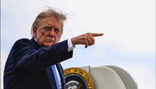 Presiden AS Donald Trump membatalkan rencana serangan ke Iran dan memulai perundingan diplomasi demi membuka kembali Selat Hormuz serta meredam ancaman nuklir. Dok: Istimewa.