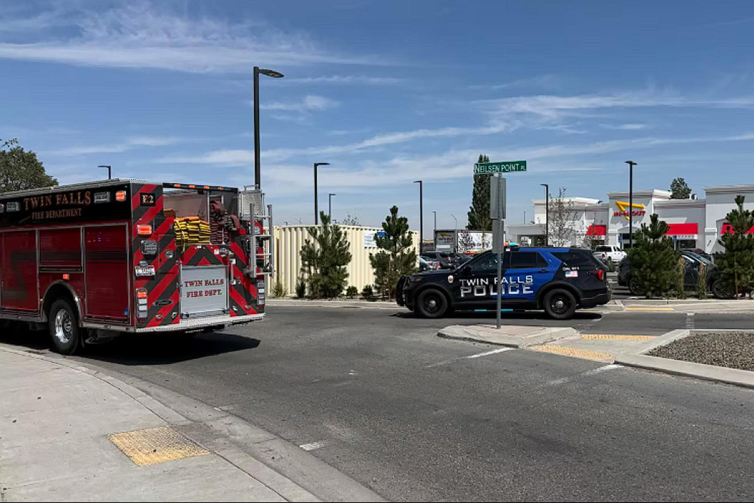 Kepolisian Twin Falls mengonfirmasi insiden penembakan di restoran In-N-Out Burger, Idaho. Akibatnya, tiga orang tewas dan tujuh warga mengalami luka-luka. Dok: Istimewa.