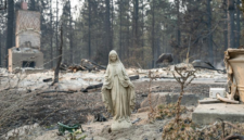 Kebakaran hutan akibat kekeringan ekstrem menerjang kota Spokane di Washington hingga memaksa evakuasi 65 ribu warga. Dok: Istimewa.