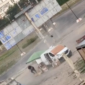 Rekaman video memperlihatkan drone militer Rusia mengejar dan melukai seorang pedagang sayur di Kherson. Dok: Istimewa.