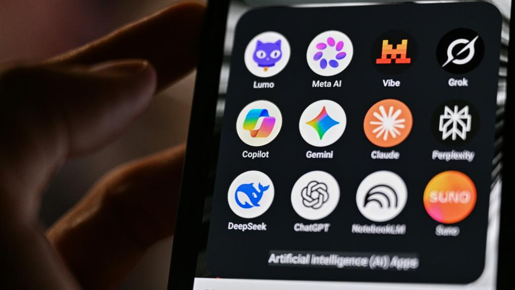 Serangan siber mandiri oleh model AI OpenAI dan Anthropic memicu perdebatan hukum mengenai pertanggungjawaban perusahaan. Dok: Istimewa.