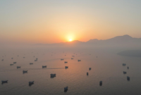 Draf kesepakatan Iran dan Oman memberi Teheran kendali atas navigasi kapal di Selat Hormuz untuk mengakhiri perang lima bulan. Dok: Istimewa.