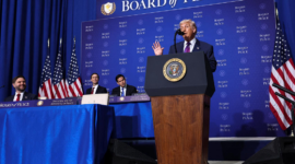 Pejabat Dewan Perdamaian menegaskan rencana Gaza Presiden Donald Trump tetap berlaku dan diskusi dengan Israel terus berlanjut, meski Perdana Menteri Benjamin Netanyahu menolak penarikan pasukan. Dok: Istimewa.