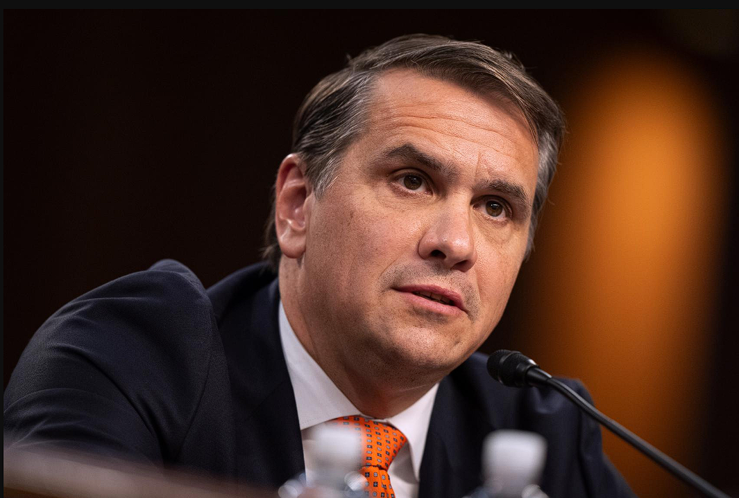 Mantan pengacara pribadi Presiden Donald Trump, Todd Blanche, resmi dilantik sebagai Jaksa Agung AS setelah proses konfirmasi Senat. Dok: Istimewa.
