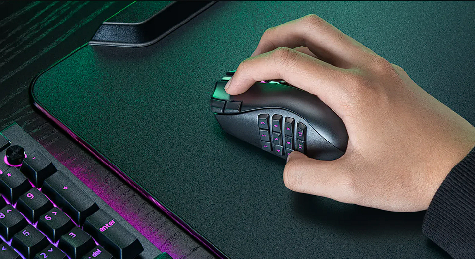 Razer merilis Naga V3 Pro, mouse gaming dengan 23 tombol yang dapat diprogram, sensor 50.000 DPI. Dok: Istimewa.