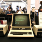Komunitas kolektor komputer vintage terus berkembang di berbagai negara, melestarikan mesin-mesin klasik seperti Atari, Commodore, dan IBM. Dok: Istimewa.