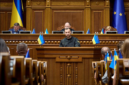 Parlemen Ukraina merestui pengangkatan Yevhenii Khmara sebagai Menteri Pertahanan baru di tengah tuntutan pemilu masa perang dan  skandal korupsi. Dok: Istimewa.