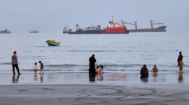 Uni Emirat Arab membekukan seluruh kegiatan perdagangan dan transaksi keuangan dengan Iran setelah ancaman serangan rudal balistik kembali mencuat di Teluk Persia. Dok: Istimewa.