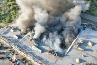Serangan drone Rusia menewaskan 15 orang di pusat perbelanjaan Kryvyi Rih, kampung halaman Zelenskyy, yang berjanji memberikan respons tegas. Dok: Istimewa.