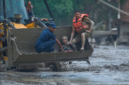 Banjir bandang masif melanda wilayah perbatasan Nepal dan China pada Rabu, menewaskan sedikitnya 160 orang dan menyebabkan ratusan turis serta pekerja hilang. Dok: Istimewa.