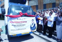 Wamendag Dyah Roro Esti melepas ekspor 3,5 ton salak Bali ke Tiongkok di The Keranjang Bali, Badung. (Posnews/Kemendag)