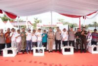 Warga mengikuti Jamuan Rakyat HUT ke-81 Kemerdekaan RI di Jakarta International Stadium, Jakarta Utara. (Posnews/Ist)
