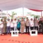 Warga mengikuti Jamuan Rakyat HUT ke-81 Kemerdekaan RI di Jakarta International Stadium, Jakarta Utara. (Posnews/Ist)
