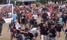 Kericuhan Tarkam Purbalingga: Suporter Serbu Lapangan dan Keroyok Wasit