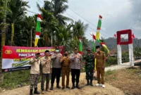 25 Tahun Menjadi Urat Nadi Warga, Jembatan Tanjung Raja Akhirnya Kembali Dibuka. (Posnews/Polres Tanggamus)
