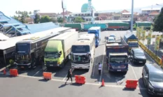 Antrean Ketapang Mengular 15 Km, ASDP Kerahkan Puluhan Kapal