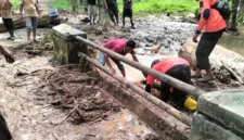 Ilustrasi, banjir bandang menerjang. (Posnews/Ist)