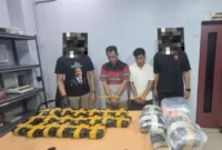 Bareskrim Polri menyita 21,2 kilogram sabu dan 25.607 butir ekstasi dari dua kurir di Riau. (Posnews/Bareskrim)
