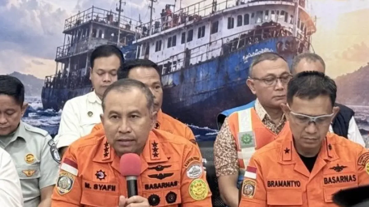 Basarnas memperkuat pencarian dan persiapan operasi salvage kapal Virgo Transport 8 dengan melibatkan ahli dari Hong Kong dan Amerika Serikat. (Posnews/Ist)

