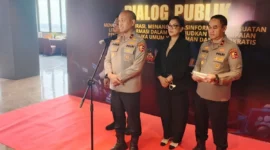 Brigjen Moh Ngajib menyampaikan rencana perubahan pendekatan Polri dalam menangani aksi unjuk rasa. (Posnews/Humas Polri)

