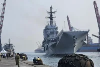 ITS Giuseppe Garibaldi bersandar di Dermaga 107 Tanjung Priok sebelum berganti nama menjadi KRI Sriwijaya. (Posnews/Inews)
