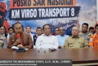 KRI Canopus dikerahkan membantu pencarian bawah laut korban KM Virgo Transport 8 di Laut Jawa. (Posnews/Youtube)
