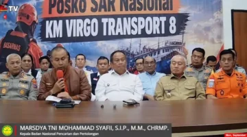 KRI Canopus dikerahkan membantu pencarian bawah laut korban KM Virgo Transport 8 di Laut Jawa. (Posnews/Youtube)
