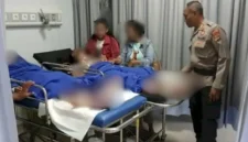 Korban mendapat perawatan di rumah sakit. (Posnews/Polsek Alak)
