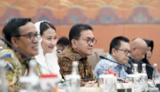 Menteri Perdagangan Budi Santoso mengikuti rapat kerja bersama Komisi VI DPR RI membahas anggaran Kemendag 2027. (Posnews/Kemendag)