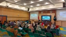 Pelaku UMK mengikuti sosialisasi kebijakan sertifikasi halal dari Kemendag di Tangerang Selatan. (Posnews/Kemendag)