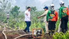 Pemerintah Kerahkan 64 Pesawat Tangani Karhutla, Puluhan Ribu Personel Bergerak. (Posnews/Ist)