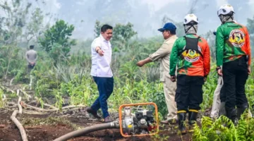 Pemerintah Kerahkan 64 Pesawat Tangani Karhutla, Puluhan Ribu Personel Bergerak. (Posnews/Ist)
