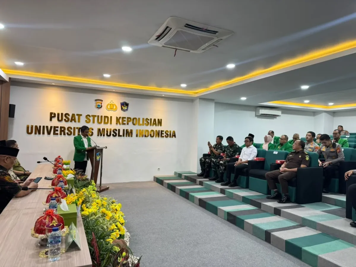 Peresmian Pusat Studi Kepolisian Universitas Hasanuddin bersama Polri di Makassar. (Posnews/Humas Polri)
