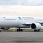 Istimewa, Pesawat Garuda Indonesia dialihkan ke Bandara Kertajati akibat sebaran abu vulkanik erupsi Gunung Anak Krakatau. (Posnews/Ist)
