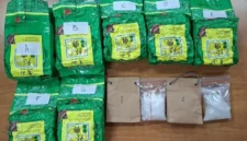 Polisi menyita 7,2 kilogram sabu dari tersangka SH di Grogol Petamburan, Jakarta Barat. (Posnews/Ist)