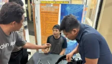 Polisi menangkap mekanik berinisial FF yang diduga mencuri 12 ECU truk trailer di kawasan Pelabuhan Tanjung Priok. (Posnews/Ist)