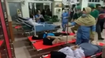 Santri Pondok Pesantren Manbaul Hikam Sidoarjo mendapat perawatan setelah diduga terdampak keracunan MBG. (Istimewa)