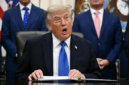 Pemerintahan Trump ajukan banding darurat ke Mahkamah Agung soal pembatasan surat suara pos jelang pemilu sela November. Dok: Istimewa.