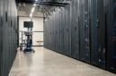 Mengungkap fakta apakah AI boros air. Simak penjelasan mengenai penggunaan air pada sistem pendingin data center dan inovasi closed-loop cooling. Dok: Istimewa.