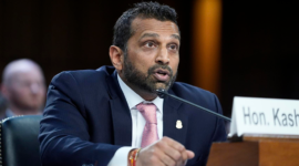 Direktur FBI Kash Patel membela kebijakan rekrutmen korban prostitusi di sidang Senat AS. Simak rincian perdebatan dan pengawasan pemilu. Dok: Istimewa.