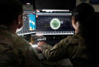 AS mengonfirmasi pengoperasian senjata militer di orbit bumi. Simak rincian pengakuan Douglas Schiess serta respons Tiongkok dan Rusia. Dok: Istimewa.