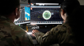 AS mengonfirmasi pengoperasian senjata militer di orbit bumi. Simak rincian pengakuan Douglas Schiess serta respons Tiongkok dan Rusia. Dok: Istimewa.