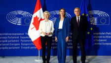 Ursula von der Leyen usulkan Kanada jadi anggota asosiasi pertama Uni Eropa. Simak rincian pidato, respons Mark Carney, dan analisisnya. Dok: Istimewa.