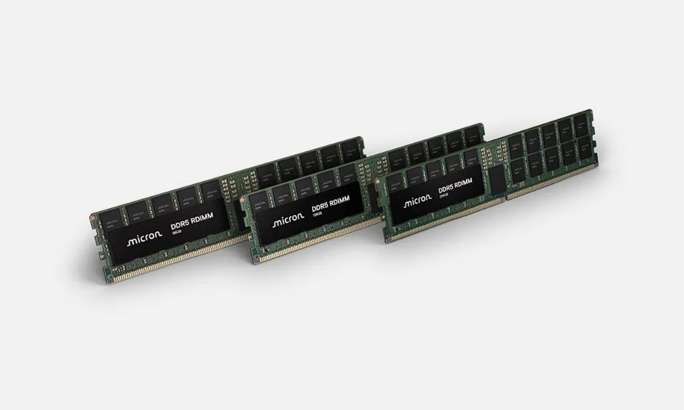 Micron merilis modul memori DDR5 RDIMM 512GB pertama di dunia. Simak keunggulan kecepatan 9200 MT/s dan efisiensi daya 60 persen. Dok: Istimewa.