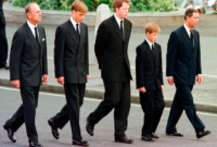 Charles Spencer merilis buku memoar baru tentang Putri Diana dan membongkar tuduhan terhadap Raja Charles III. Simak tanggapan resmi Istana Buckingham. Dok: Istimewa.