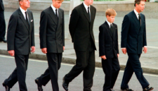 Charles Spencer merilis buku memoar baru tentang Putri Diana dan membongkar tuduhan terhadap Raja Charles III. Simak tanggapan resmi Istana Buckingham. Dok: Istimewa.