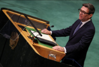 Kremlin mengecam PM Inggris Andy Burnham usai tuduhan disinformasi di PBB. Simak tanggapan Dmitry Peskov mengenai sentimen Russophobia di Eropa. Dok: Istimewa.